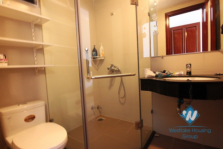 Lake view apartment with 02 bedrooms for rent in Tay Ho area 